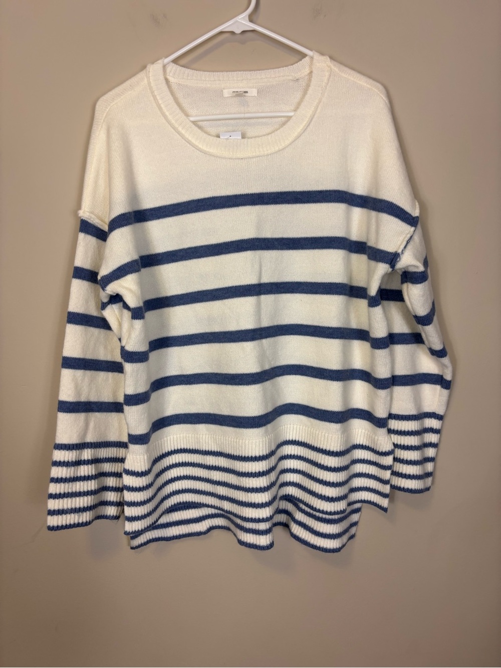 Maurices White & Blue Striped Crewneck Pullover Sweater Women’s Medium Oversized